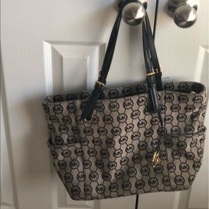 MK purse